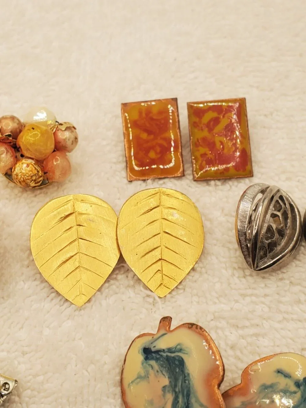 10 Pair of clip on Earrings, items # B-2118-2127,. wt. 145 grams.